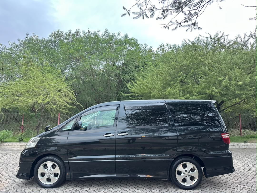 ALPHARD thumbnail 5